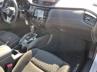 Nissan Rogue 2018 S Crossover de 4 puertas