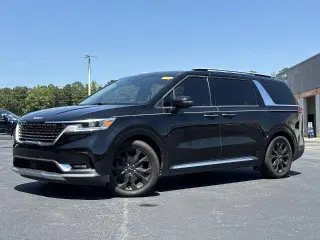 Kia Carnival 2022 SX Miniván de 4 puertas