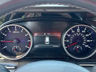 Kia Carnival 2022 SX Miniván de 4 puertas