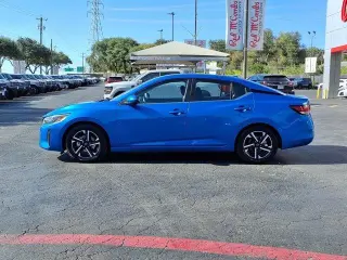Nissan Sentra 2025 SV Sedán de 4 puertas