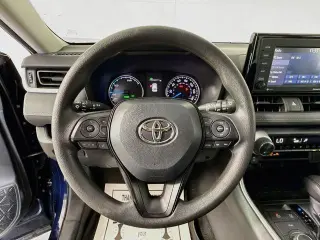 Toyota RAV4 Híbrido 2021 AWD XLE SUV de 4 puertas