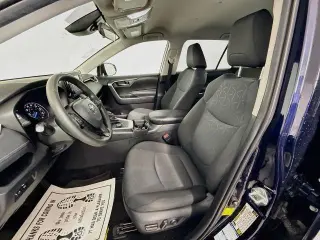 Toyota RAV4 Híbrido 2021 AWD XLE SUV de 4 puertas