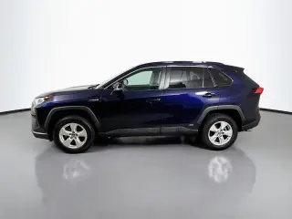 Toyota RAV4 Híbrido 2021 AWD XLE SUV de 4 puertas