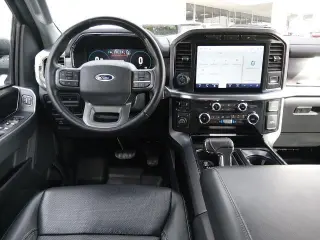 Ford F-150 2022 4x4 Lariat 4 puertas SuperCrew caja corta de 5.5 pies