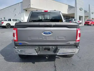 Ford F-150 2022 4x4 Lariat 4 puertas SuperCrew caja corta de 5.5 pies