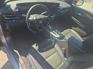 Buick Envista 2025 Sport Touring Crossover de 4 puertas