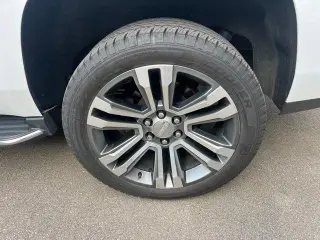 GMC Yukon 2018 4x4 SLE SUV de 4 puertas