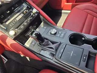 Lexus IS 350 2022 F SPORT Sedán de 4 puertas