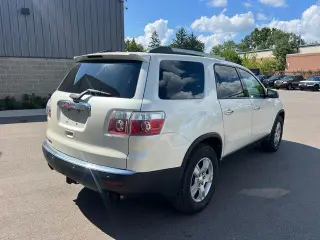 GMC Acadia 2012 SLE SUV de 4 puertas