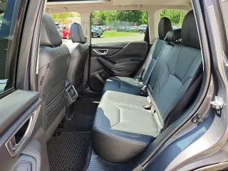 Subaru Forester 2024 AWD Touring Crossover de 4 puertas