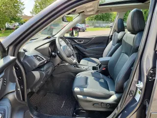 Subaru Forester 2024 AWD Touring Crossover de 4 puertas