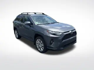 Toyota RAV4 2025 XLE Premium SUV de 4 puertas