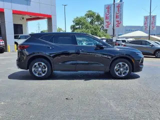 Chevrolet Blazer 2025 AWD LT SUV de 4 puertas con 2LT