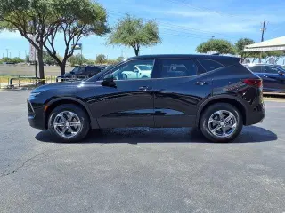 Chevrolet Blazer 2025 AWD LT SUV de 4 puertas con 2LT