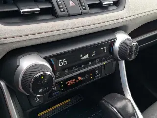 Toyota RAV4 Hybrid 2019 AWD Limited SUV de 4 puertas