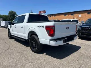 Ford F-150 2025 4x4 XLT 4 dr SuperCrew caja corta de 6.5 pies
