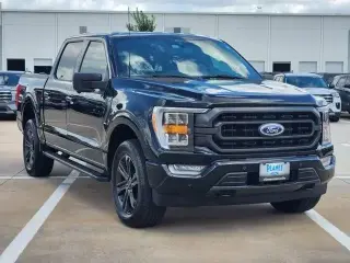 Ford F-150 2022 4x4 XLT 4 puertas SuperCrew caja corta de 5.5 pies