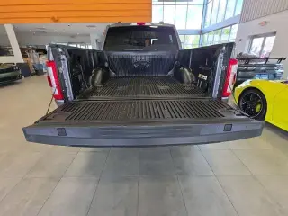 Ford F-150 2022 4x4 Lariat 4dr SuperCrew 5.5 ft. SB