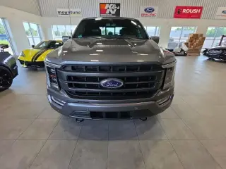Ford F-150 2022 4x4 Lariat 4dr SuperCrew 5.5 ft. SB