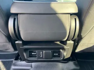 Chevrolet Silverado 1500 2024 4x4 LT 4 puertas Crew Cab Caja Estándar de 5.8 pies con 2FL