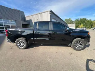 Chevrolet Silverado 1500 2024 4x4 LT 4 puertas Crew Cab Caja Estándar de 5.8 pies con 2FL