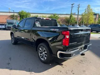 Chevrolet Silverado 1500 2024 4x4 LT 4 puertas Crew Cab Caja Estándar de 5.8 pies con 2FL