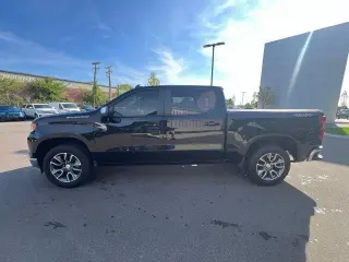 Chevrolet Silverado 1500 2024 4x4 LT 4 puertas Crew Cab Caja Estándar de 5.8 pies con 2FL
