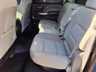 Chevrolet Silverado 1500 2015 4x4 LT Cabina Doble de 4 puertas y caja corta de 5.8 pies