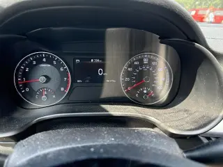 Sedán de 4 puertas Kia Forte GT-Line 2023