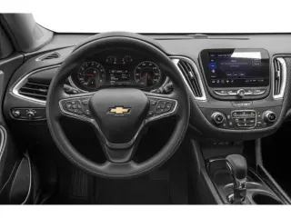 Chevrolet Malibu 2024 LT Sedán de 4 puertas con 1LT
