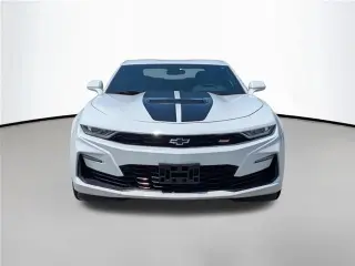 Chevrolet Camaro 2023 SS Cupé de 2 puertas con 1SS