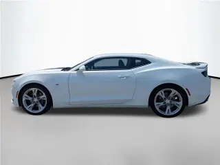 Chevrolet Camaro 2023 SS Cupé de 2 puertas con 1SS
