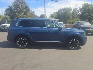 Kia Telluride 2023 SX 4dr SUV