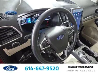 Ford Edge 2023 AWD Titanium Crossover de 4 puertas