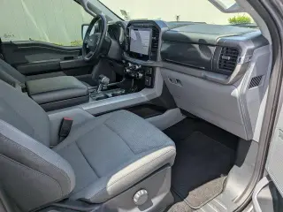 Ford F-150 Lightning 2024 AWD XLT 4 puertas SuperCrew caja corta de 5.5 pies