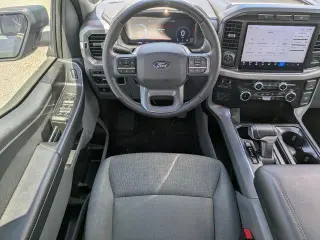 Ford F-150 Lightning 2024 AWD XLT 4 puertas SuperCrew caja corta de 5.5 pies
