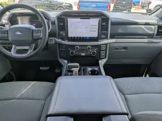 Ford F-150 Lightning 2024 AWD XLT 4 puertas SuperCrew caja corta de 5.5 pies