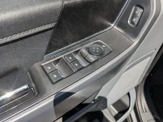 Ford F-150 Lightning 2024 AWD XLT 4 puertas SuperCrew caja corta de 5.5 pies