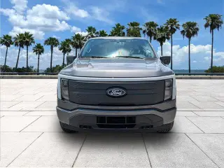 Ford F-150 Lightning 2024 AWD XLT 4 puertas SuperCrew caja corta de 5.5 pies
