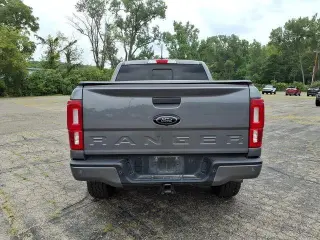 Ford Ranger 2023 4x4 XLT 4 puertas SuperCrew caja corta de 5.1 pies