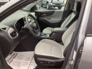 Chevrolet Equinox 2023 LS SUV de 4 puertas con paquete 1LS