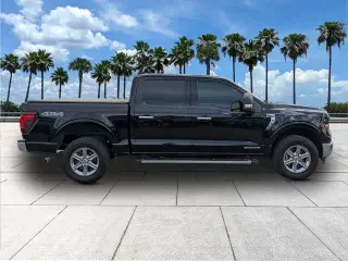 Ford F-150 2024 4x4 XLT 4 puertas SuperCrew caja de 6.5 pies