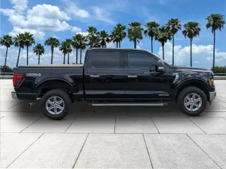 Ford F-150 2024 4x4 XLT 4 puertas SuperCrew caja de 6.5 pies