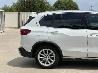 BMW X5 2019 AWD xDrive40i Vehículo de Actividad Deportiva de 4 puertas