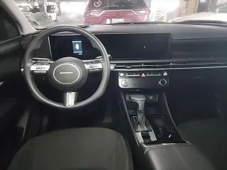 Hyundai TUCSON 2025 SEL SUV de 4 puertas