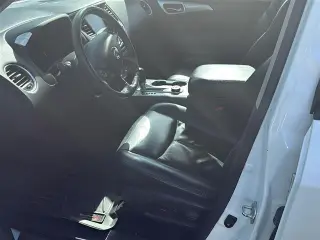 Nissan Pathfinder 2017 4x4 S SUV de 4 puertas