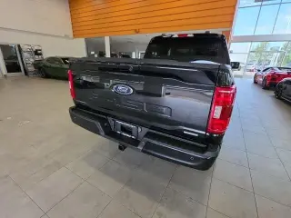 Ford F-150 2023 4x4 XLT 4 puertas SuperCrew caja corta de 5.5 pies
