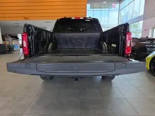 Ford F-150 2023 4x4 XLT 4 puertas SuperCrew caja corta de 5.5 pies