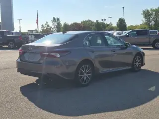 Toyota Camry 2021 AWD XLE Sedán de 4 puertas