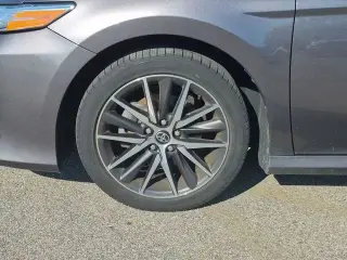 Toyota Camry 2021 AWD XLE Sedán de 4 puertas
